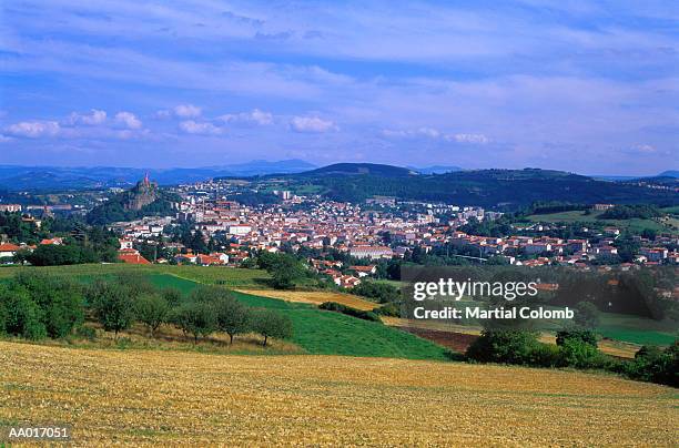 town of le puy amid the hills of auvergne - haute loire stock pictures, royalty-free photos & images