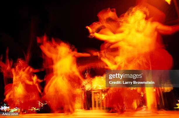 dancing, kona, hawaii - kona coast stock pictures, royalty-free photos & images