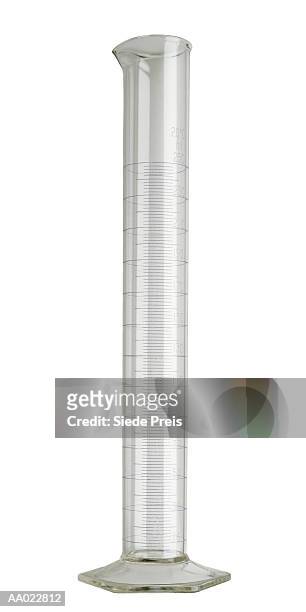 796 Graduated Cylinder Photos and Premium High Res Pictures - Getty Images