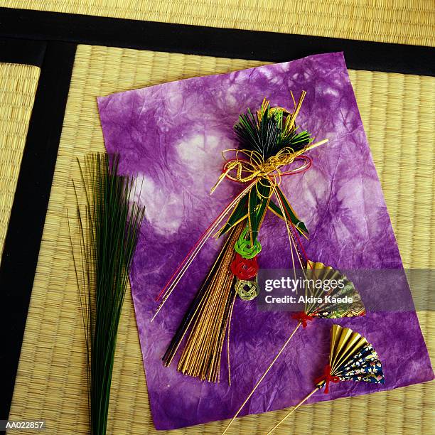 ceremonial paper crane - mizuhiki stock pictures, royalty-free photos & images