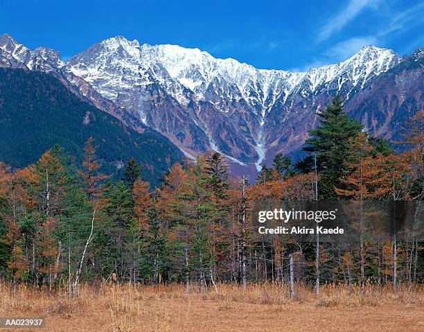 hodaka mountains in autumn - kamikochi national park stock pictures, royalty-free photos & images