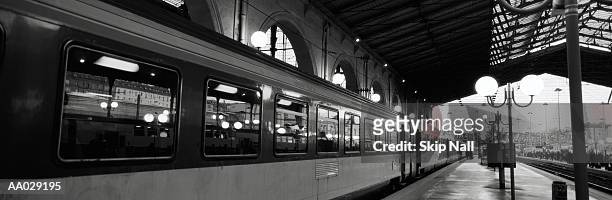 gare du nord, paris, france - gare stock pictures, royalty-free photos & images