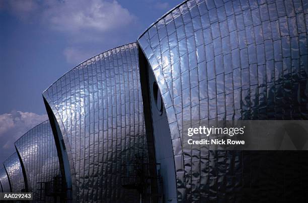 the thames barrier, london, england - barrier imagens e fotografias de stock