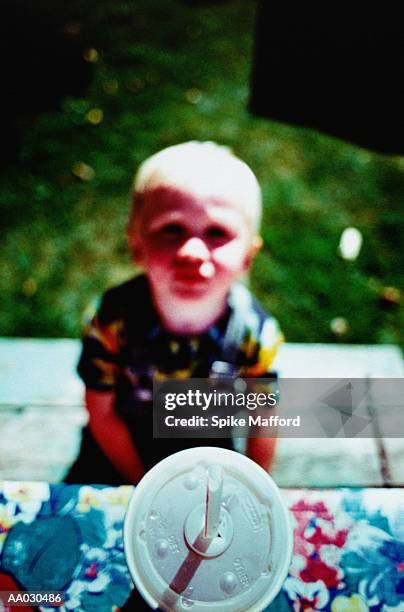 the drink too far - s night of too many stars america unites for autism programs stockfoto's en -beelden