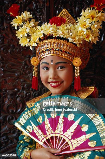 balinese girl dancer, indonesia - balinese headdress stock pictures, royalty-free photos & images