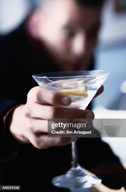 Man Holding A Martini, 照片檔