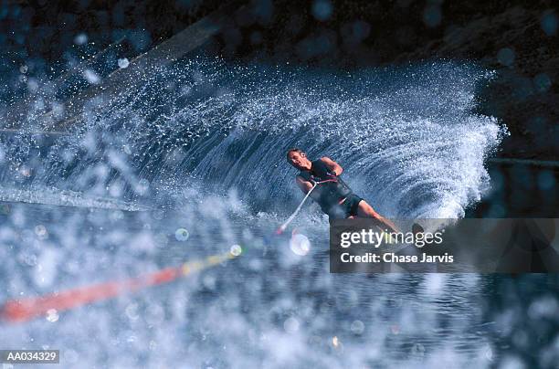 waterskier slaloms on the columbia river, wa - jarvis summers stock pictures, royalty-free photos & images