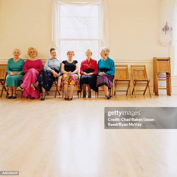 waiting to dance - reed dance stock pictures, royalty-free photos & images