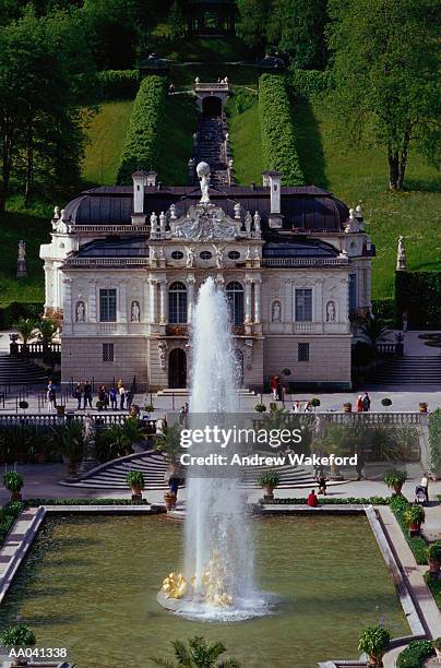 schloss linderhof, bavaria, elevated view - linderhoff palace stock pictures, royalty-free photos & images