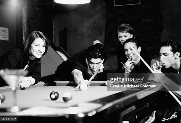 group of friends playing pool (b&w) - congo dr v mali 2013 africa cup of nations group b stockfoto's en -beelden