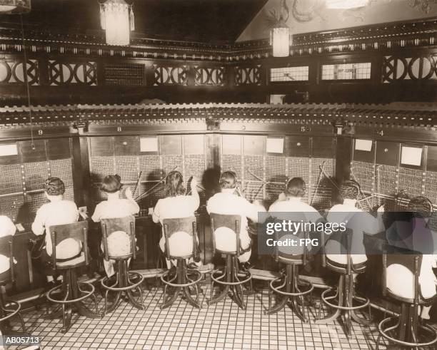 female switchboard operators - telephone switchboard operator stock pictures, royalty-free photos & images