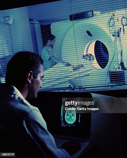 Medical Observer Observing Patient Photos and Premium High Res Pictures - Getty Images