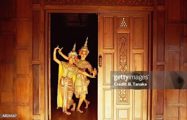 lakon, thai classical dance, bangkok, thailand - tanaka stock pictures, royalty-free photos & images