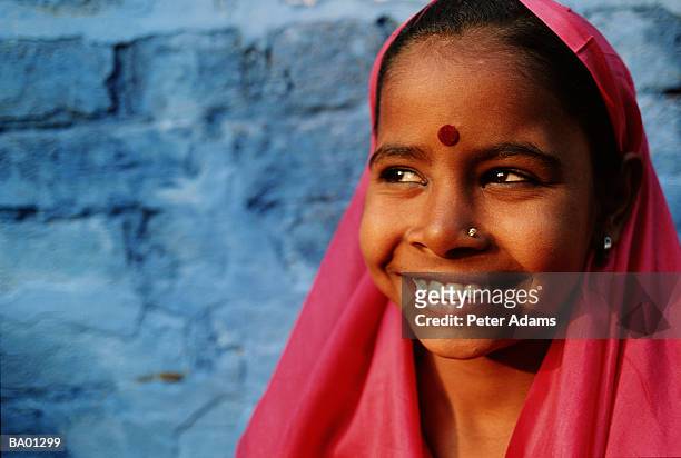 teenage girl with bindi smiling, portrait - bindi fotografías e imágenes de stock