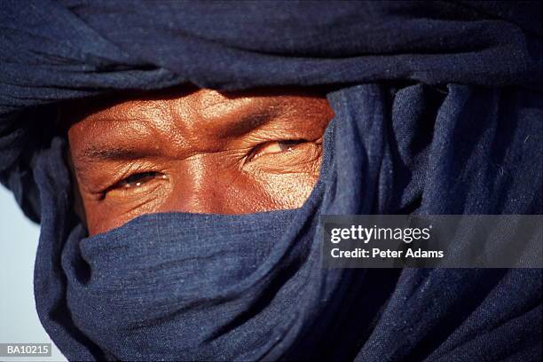 senior berber man wearing turban, portrait - berber stock pictures, royalty-free photos & images