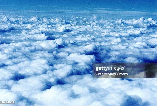 cumulus clouds - crosby imagens e fotografias de stock