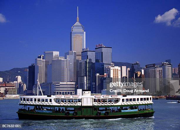 hong kong, wan chai, central plaza, star ferry in fore (enhancement) - central plaza hong kong stock-fotos und bilder