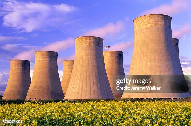 cooling towers of coal-fired power station, england - coal fired power station stock pictures, royalty-free photos & images