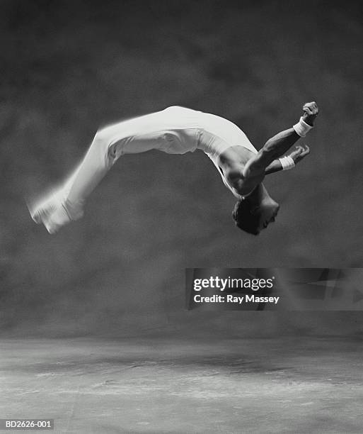 Backflip Inmotion 2,723 Backflip Stock Photos, High-Res Pictures, and Images - Getty Images