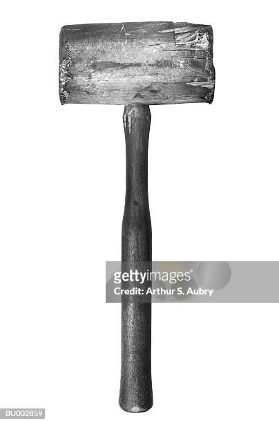 splintered mallet head on wooden handle - mallet hand tool foto e immagini stock