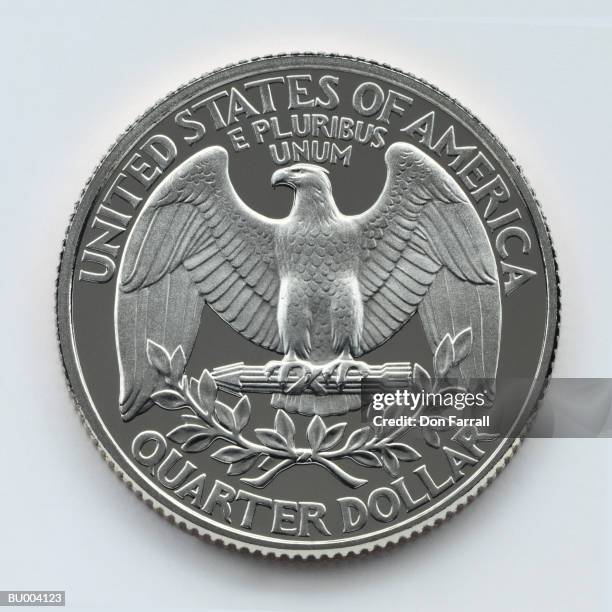 quarter - pièce de vingt cinq cents photos et images de collection