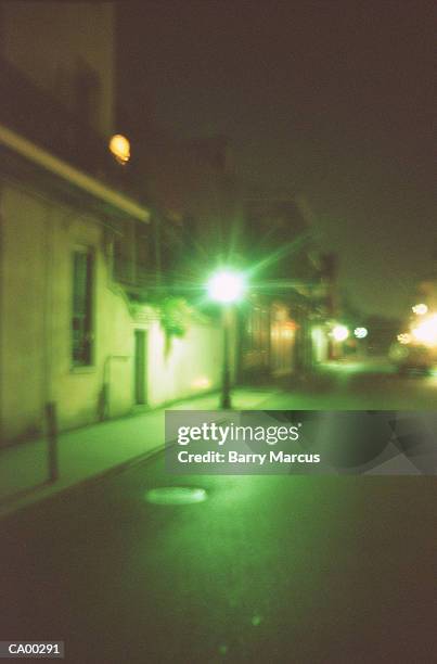 usa, louisiana, new orleans, french quarter at night - marcas stock-fotos und bilder