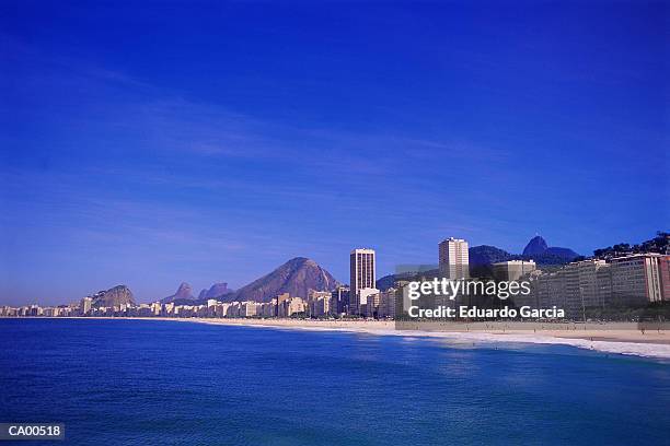 brazil, rio de janeiro, copacabana beach - garcia stockfoto's en -beelden