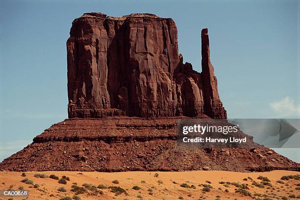 usa, utah, monument valley national monument, 'mitten' - the mittens stockfoto's en -beelden