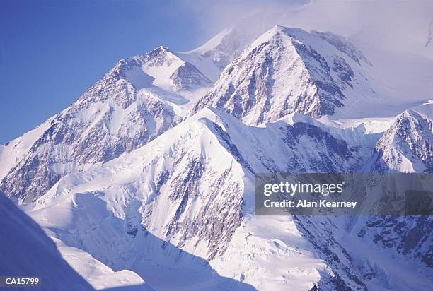 usa, alaska, mount foraker (15,799 feet) - フォーレイカー山 ストックフォトと画像