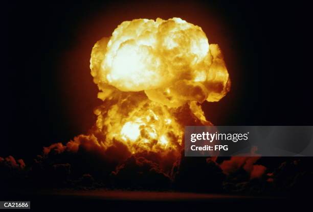 u.s. navy nuclear test, bikini atoll, marshall islands - nuklearwaffe stock-fotos und bilder