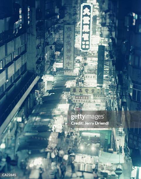 market at night, hong kong, elevated view (toned) - temple street market stock pictures, royalty-free photos & images