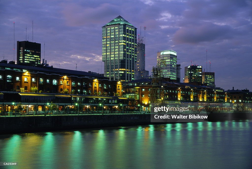 Argentina, Buenos Aires, Puerto Madero, night