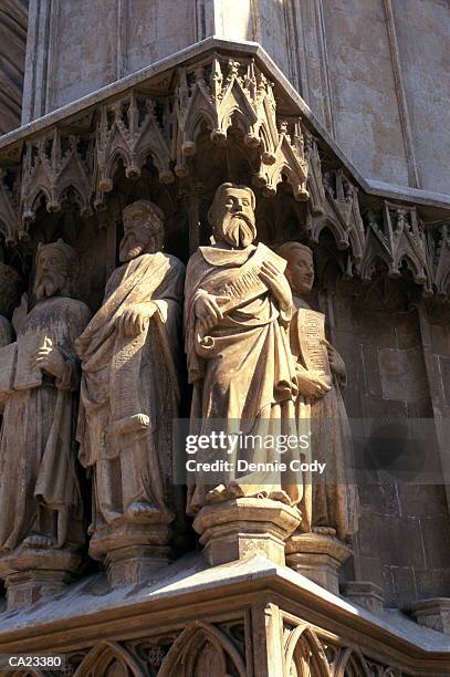 spain, catalonia, tarragona, cathedral facade sculptures - tarragona province stock pictures, royalty-free photos & images