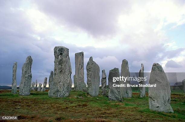 standing stones of callanish isle of lewis, scotland - ハイランド諸島 ストックフォトと画像