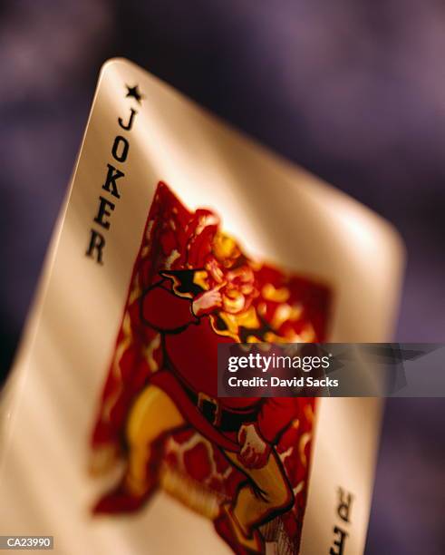 joker playing card, close-up - joker card stockfoto's en -beelden