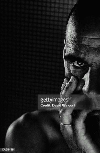 man with hand on face, portrait, close-up (b&w) - waldorf fotografías e imágenes de stock
