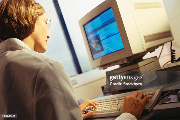 1,158 Angled Computer Monitor Stock Photos, High-Res Pictures, and ...