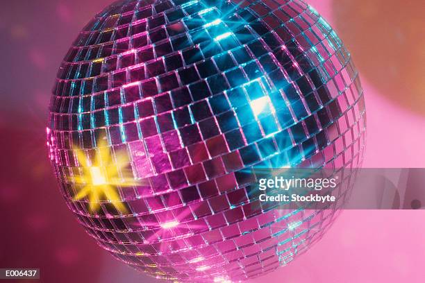 mirrored disco ball - disco ball foto e immagini stock