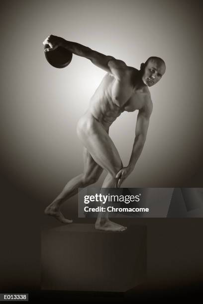 nude male as discus thrower - men's field event stock pictures, royalty-free photos & images