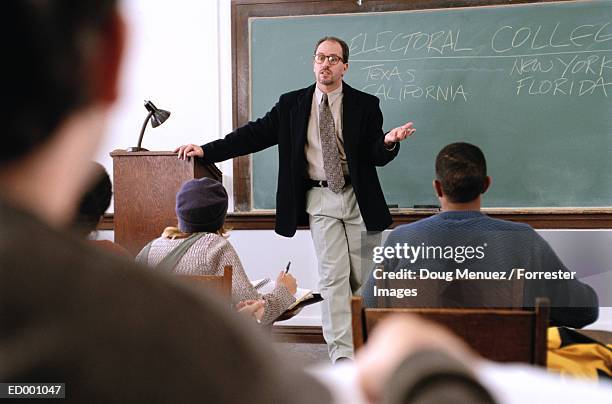 professor in front of class - jerry lewis hosts special screening of the nutty professor stockfoto's en -beelden