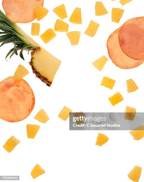 ham and pineapple toppings - hawaiian pizza stock pictures, royalty-free photos & images