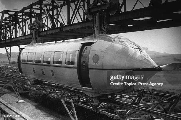 railplane - 1930 stock pictures, royalty-free photos & images