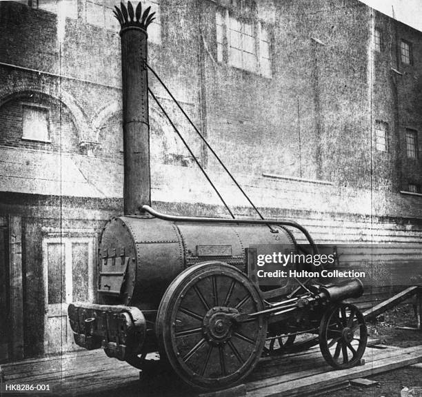 rocket - tren de vapor fotografías e imágenes de stock