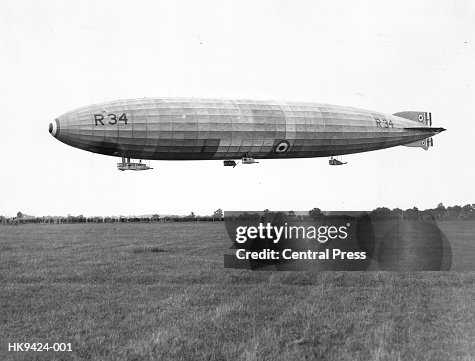 R34 Airship Landing