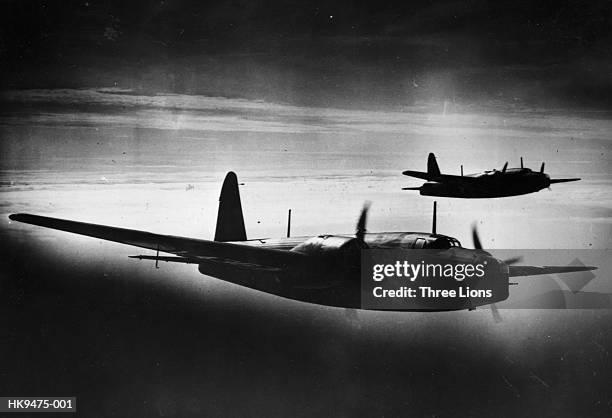 flying at dusk - 1945 stock pictures, royalty-free photos & images