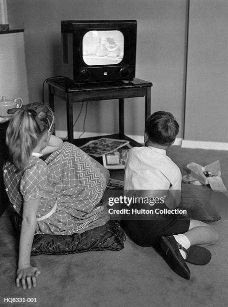4,086 1957 Television Stock Photos, High-Res Pictures, and Images
