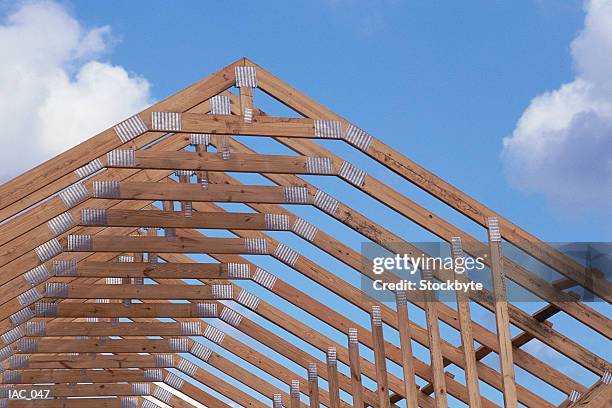rafters and roof trussing of building under construction - roof truss stock pictures, royalty-free photos & images