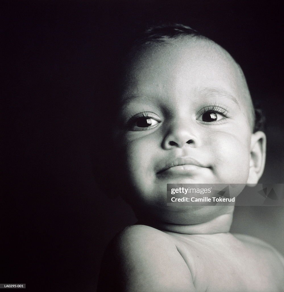 Baby boy (9-12 months), portrait (B&W)