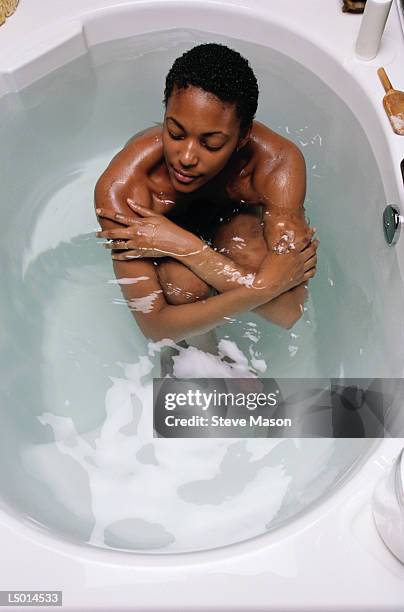 woman at a spa - balneotherapy stock pictures, royalty-free photos & images