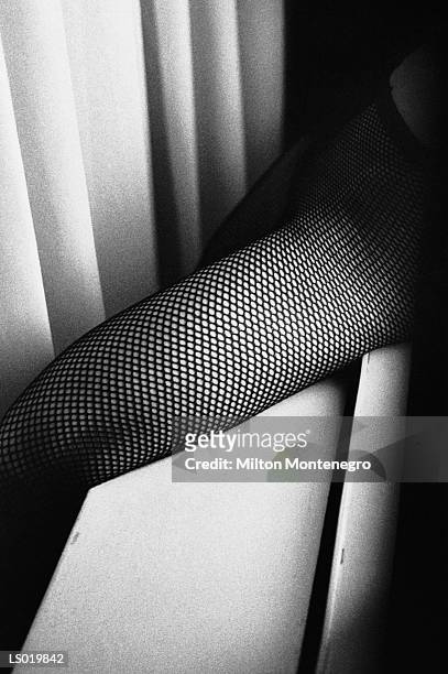 fishnet stockings - ancine stockfoto's en -beelden